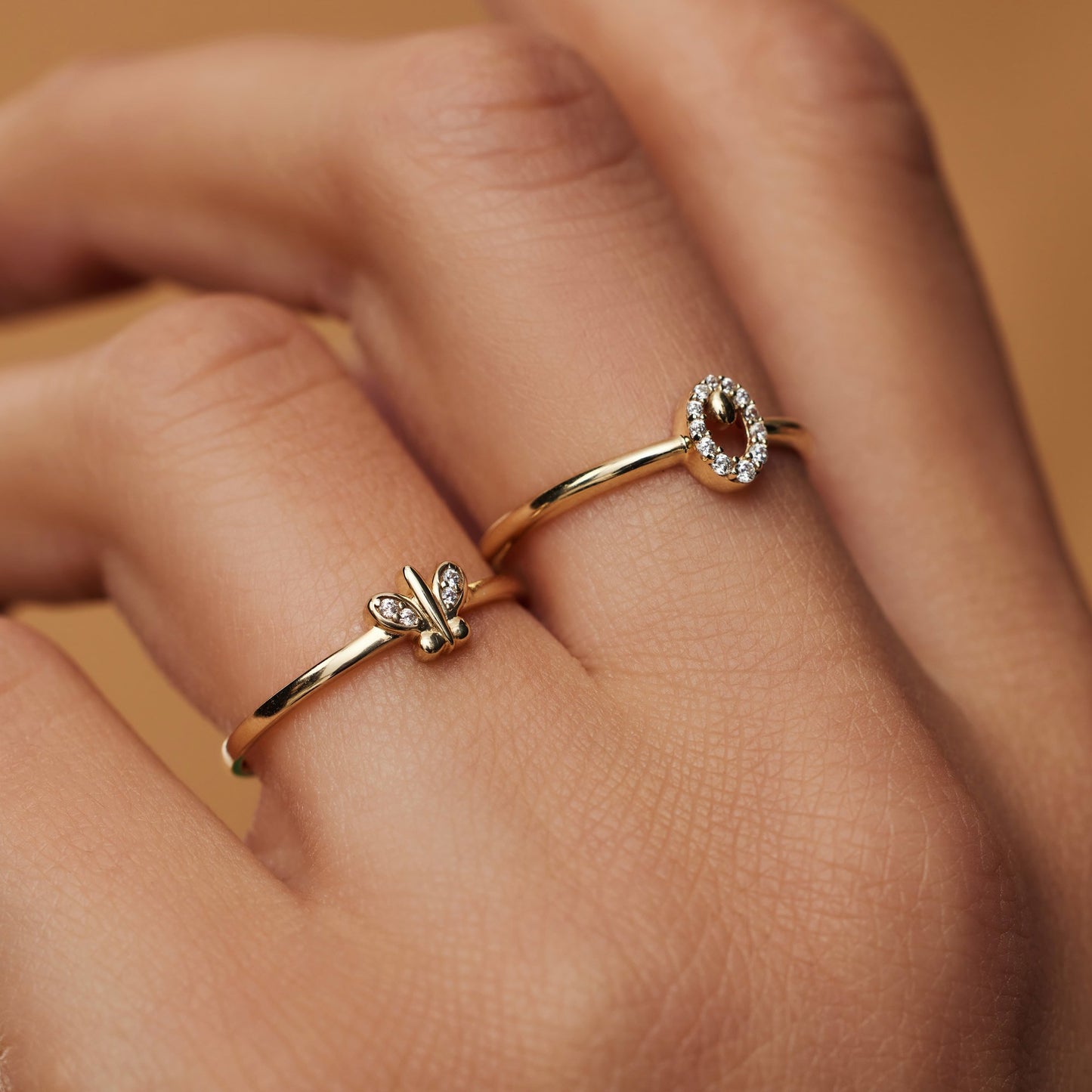 Della Spiga Farfalla 9 karat gold ring with zirconia stones - Beloro jewels