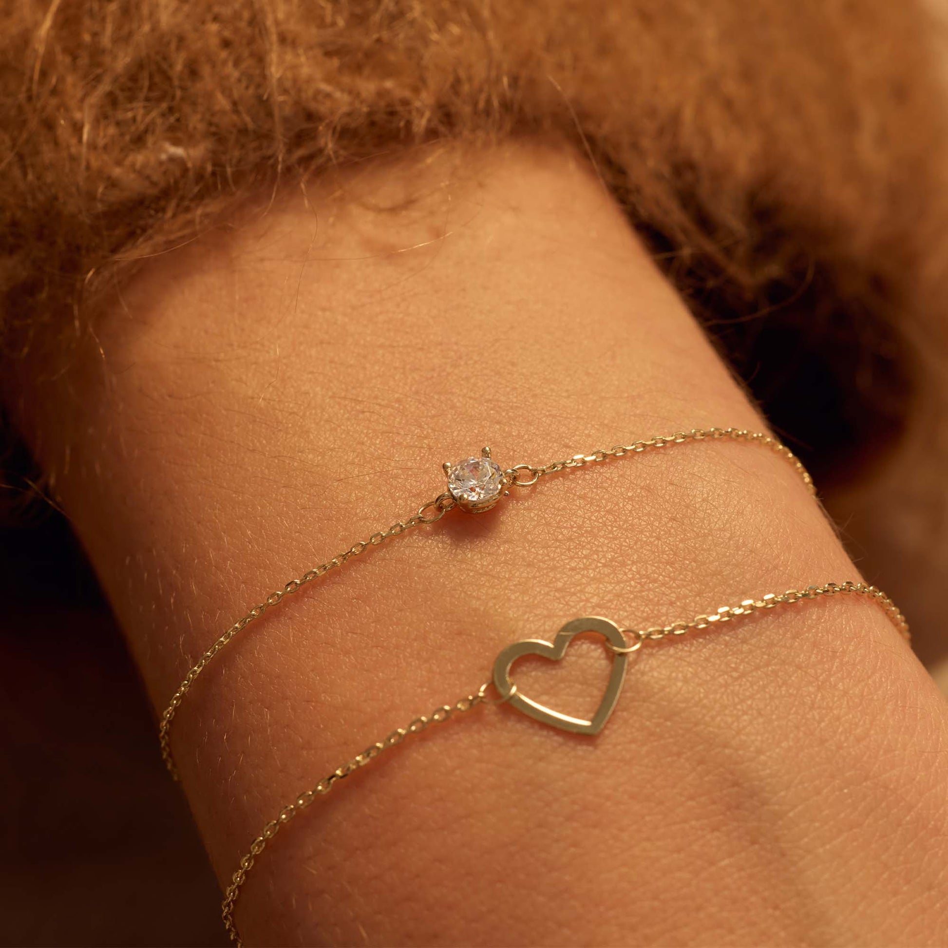 Regalo d'Amore 9 karat gold necklace and bracelet gift set with zirconia stones - Beloro jewels