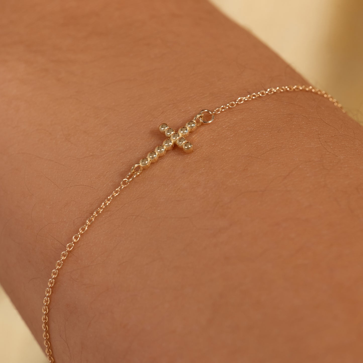 La Rinascente Donatella 9 karat gold bracelet with cross - Beloro jewels