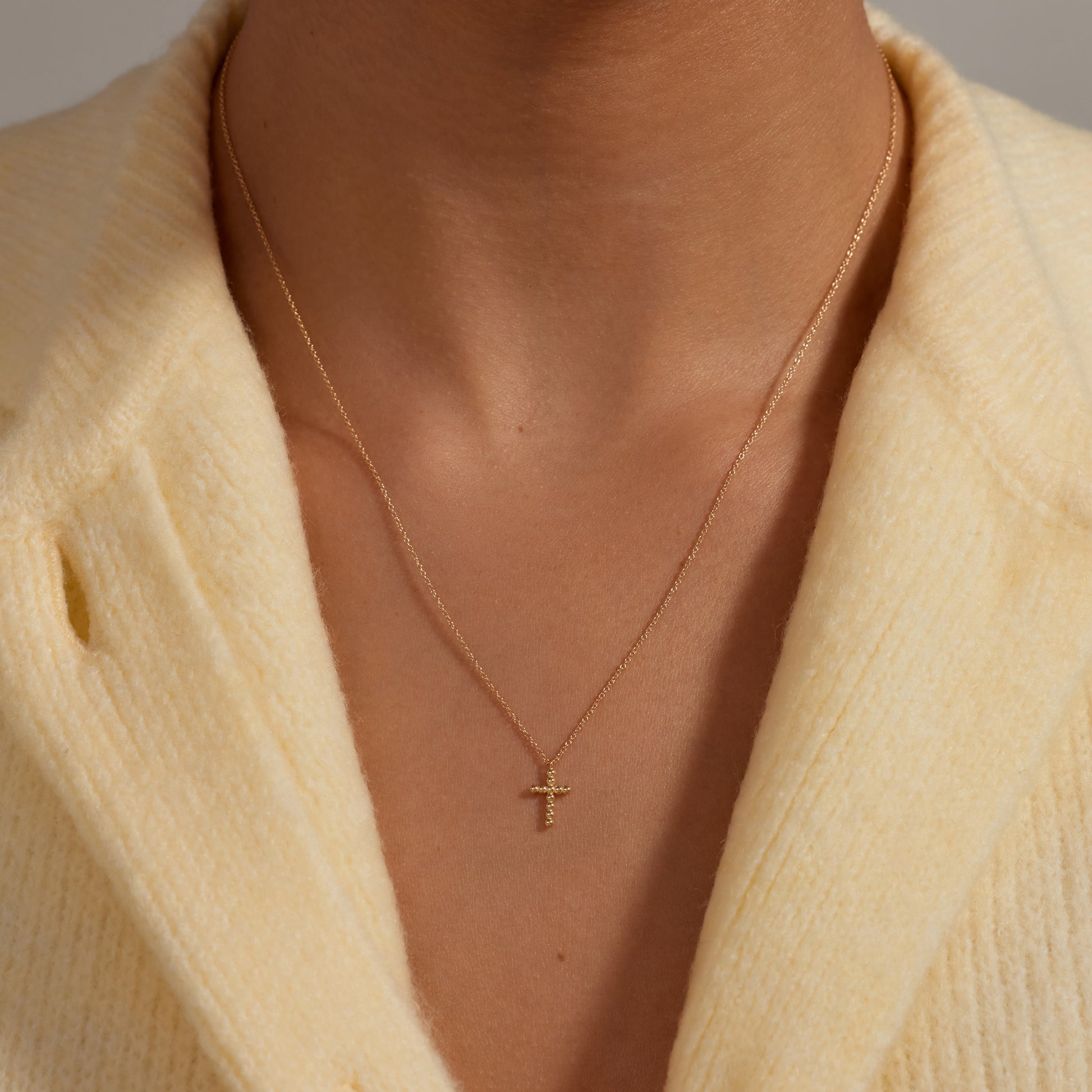 La Rinascente Donatella 9 karat gold necklace with cross - Beloro jewels