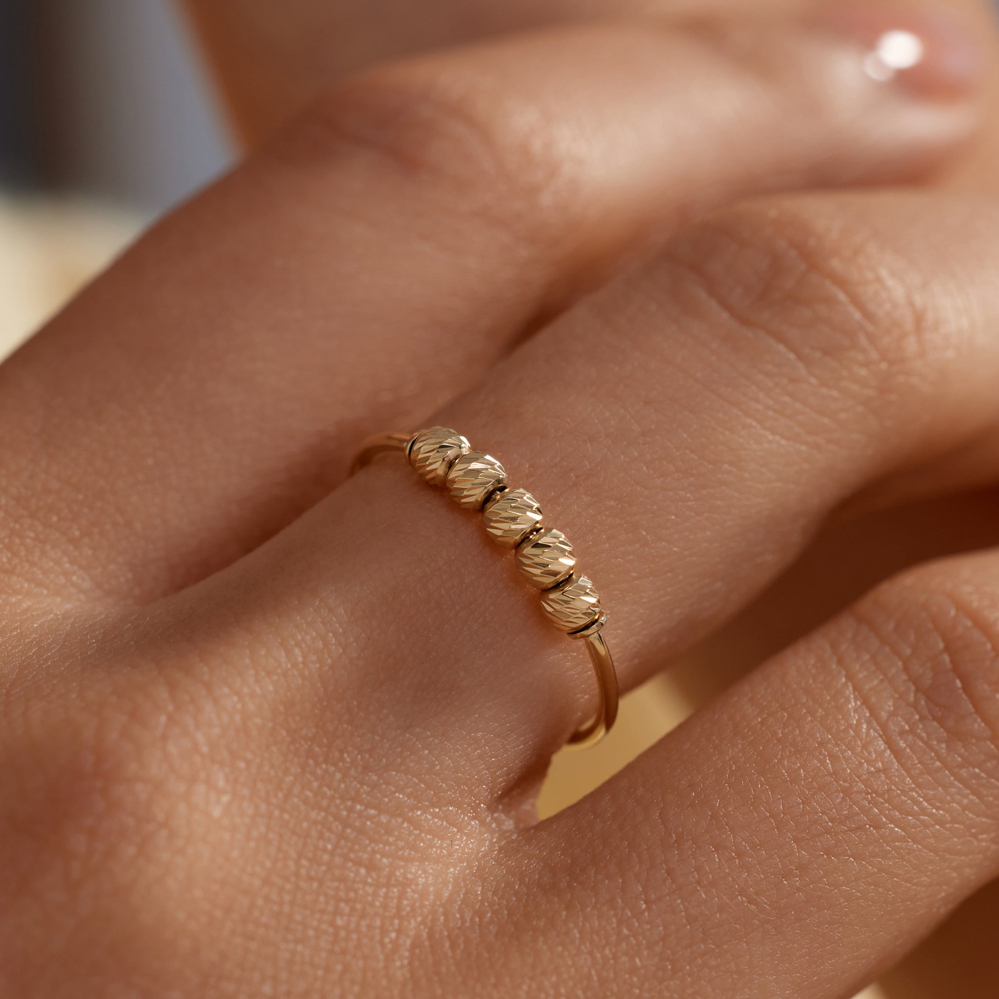 Quadrilatero Julia 9 karat gold ring with beads - Beloro jewels