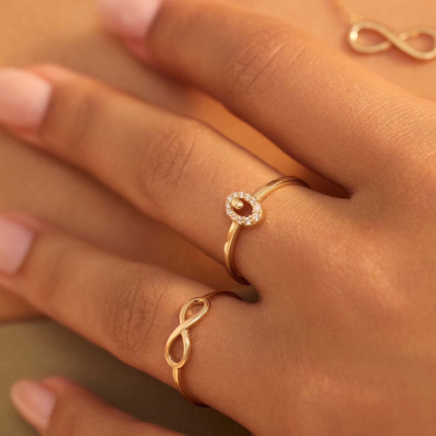 Della Spiga Felicia 9 karat gold ring with infinity sign - Beloro jewels