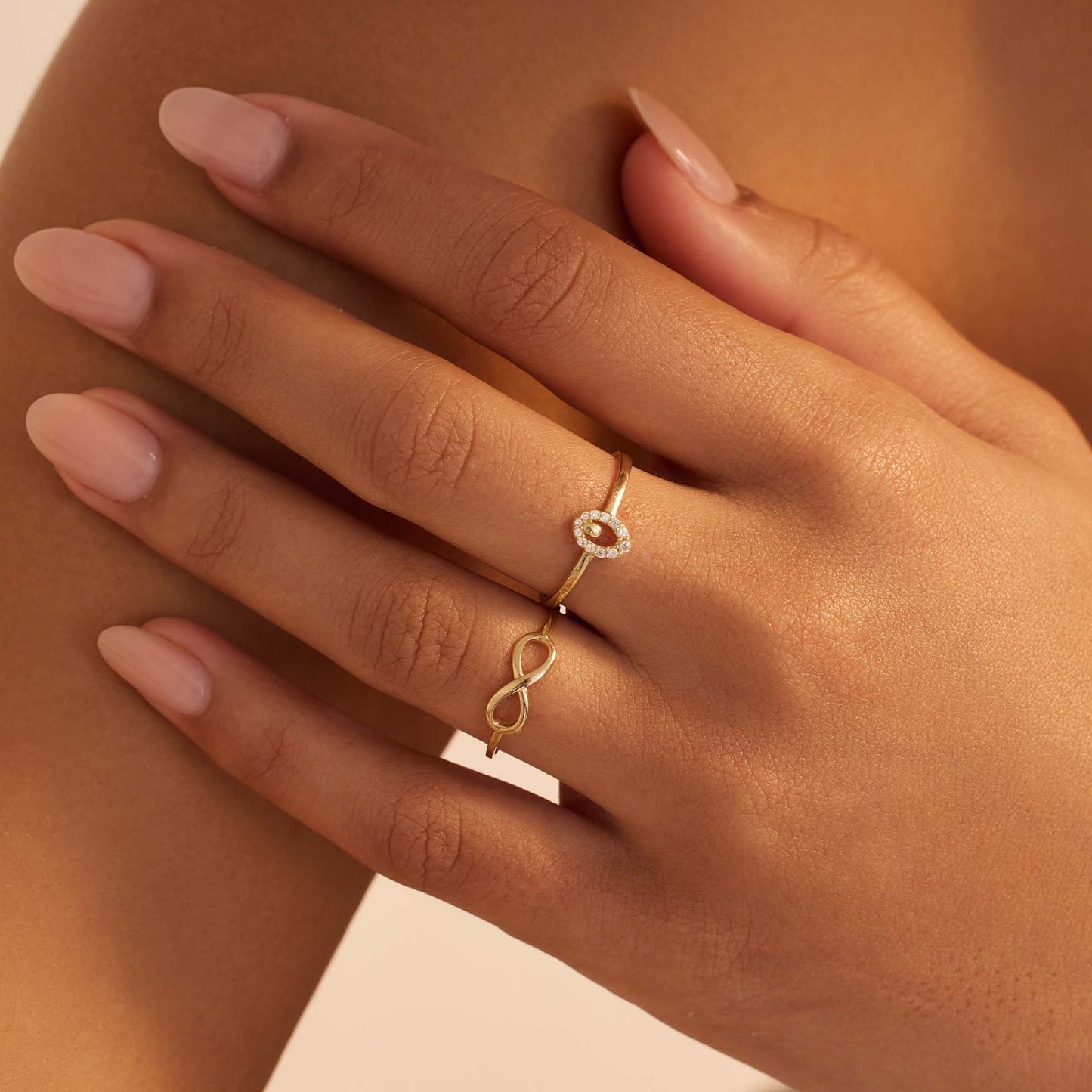 Monte Napoleone Leontina 9 karat gold ring with zirconia stones - Beloro jewels