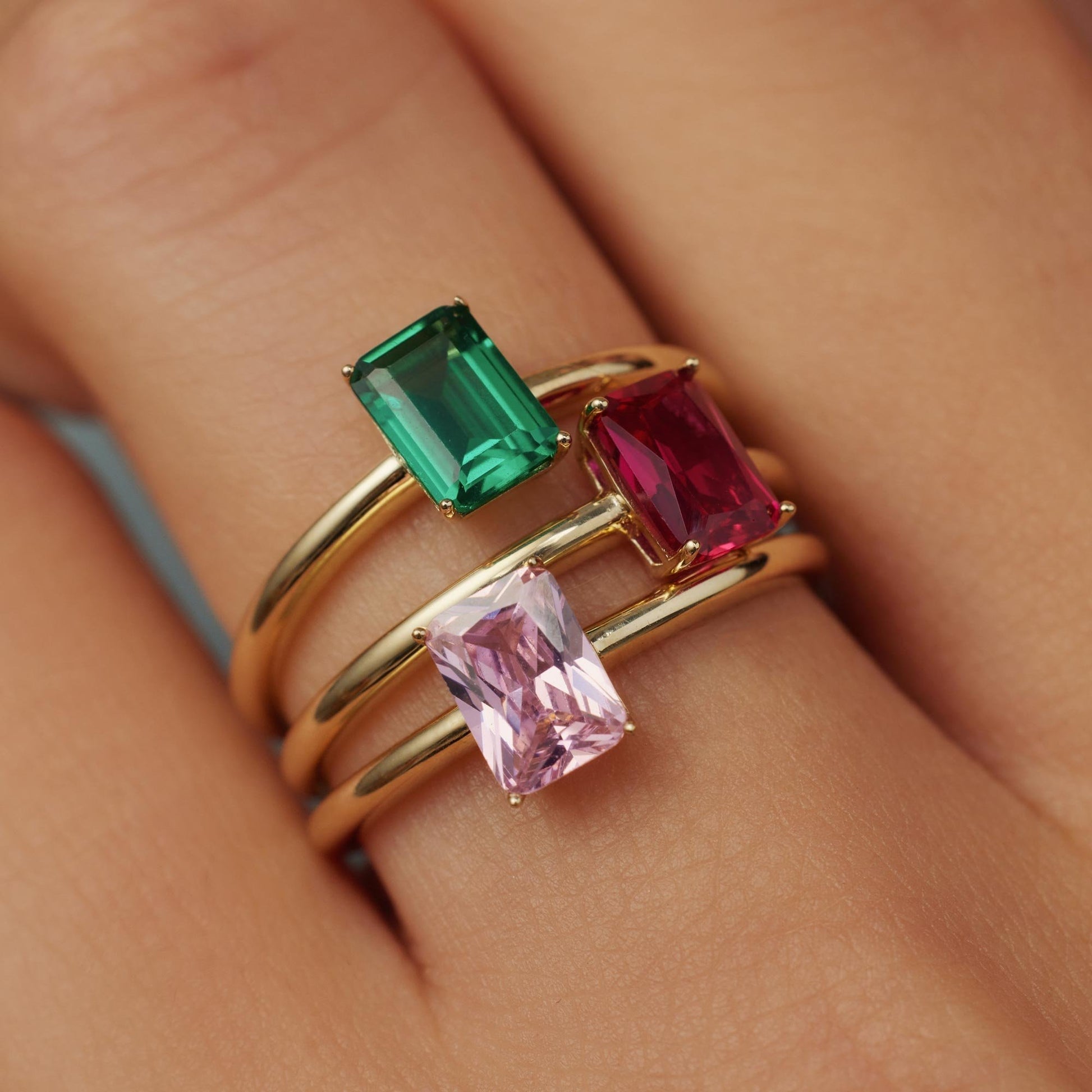 La Milano Colori Sienna 9 karat gold ring with pink zirconia stone - Beloro jewels