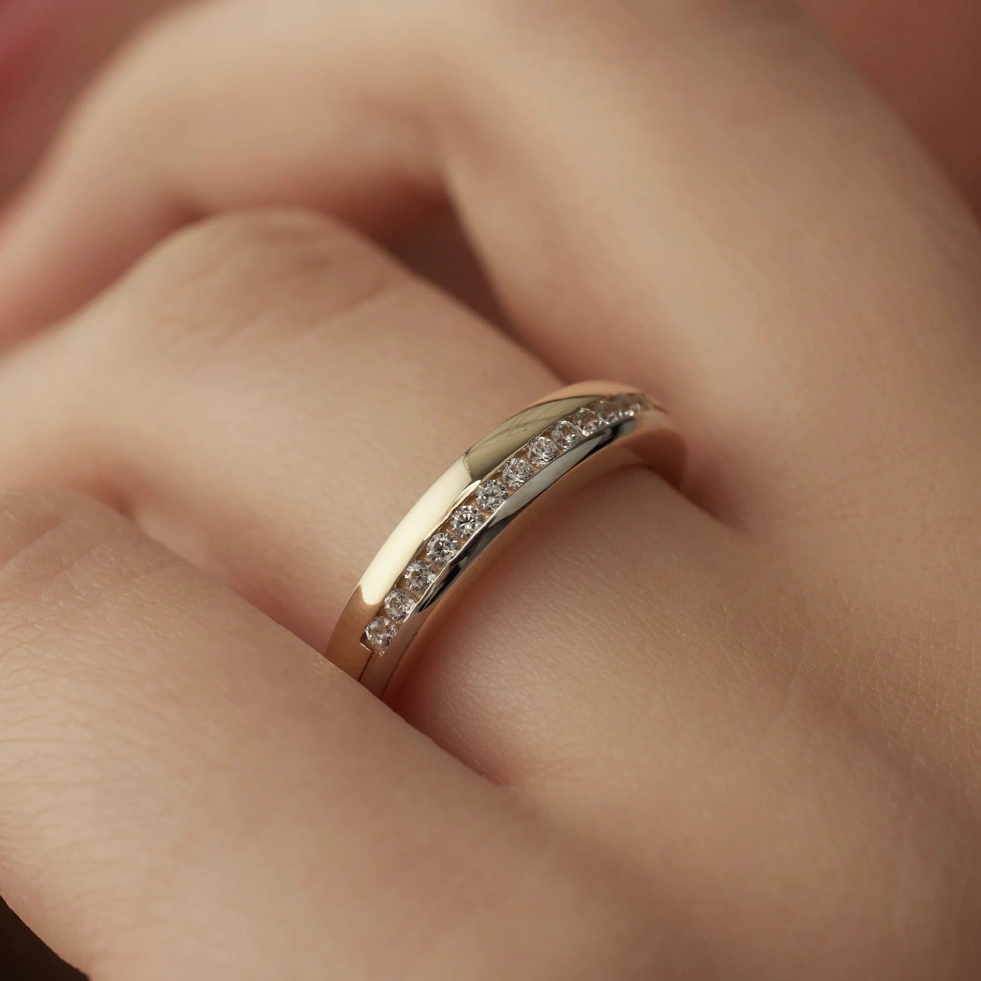 Monte Napoleone Stella 9 karat gold ring with zirconia stones - Beloro jewels