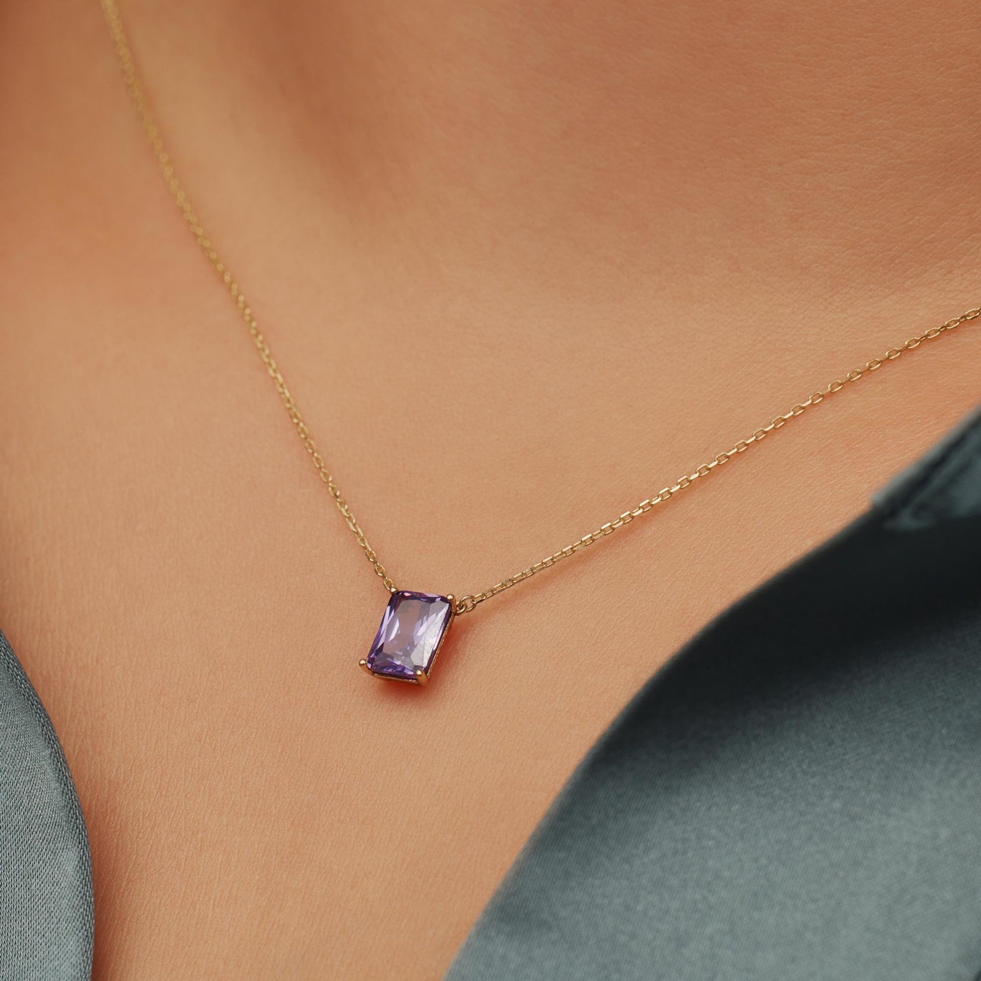 La Milano Colori Porphyra 9 karat gold necklace with purple zirconia stone - Beloro jewels