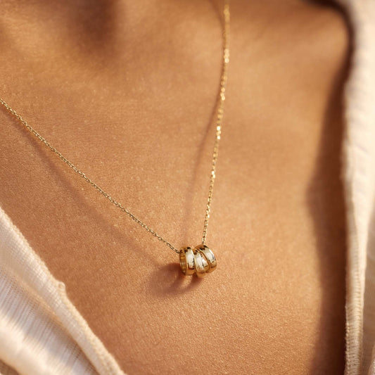Regalo d'Amore 9 karat necklace and hoop earrings gift set - Beloro jewels