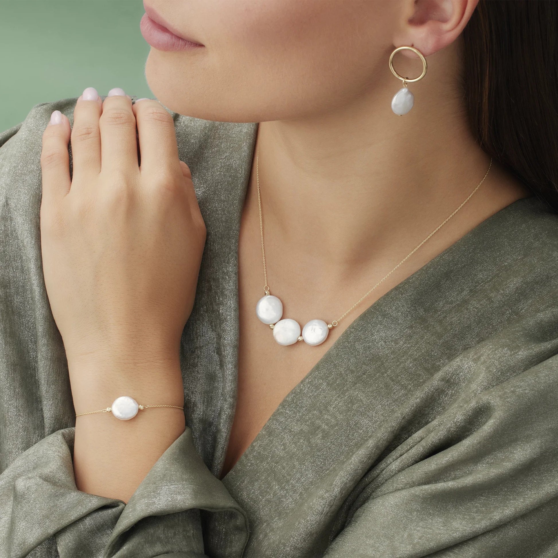 Monte Napoleone Alcinia 9 karat gold necklace with freshwater pearls - Beloro jewels
