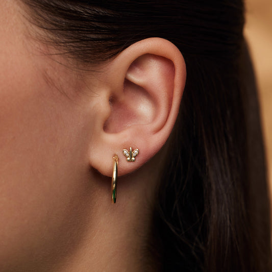 Della Spiga Farfalla 9 karat gold ear studs with zirconia stones - Beloro jewels