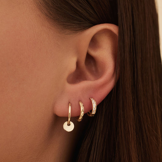 Della Spiga Lanza 9 karat gold hoop earrings with coin (9 mm) - Beloro jewels